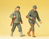 Preiser 45136 Walking Hunters